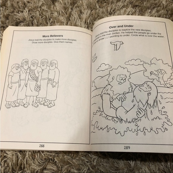 Set of 3 ~ Christian Activity Books ~ Christmas - Colouring - Activity Pages - Picture 13 of 14
